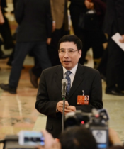 工信部苗圩：新能源汽車未來還會繼續(xù)呈現(xiàn)高速增長