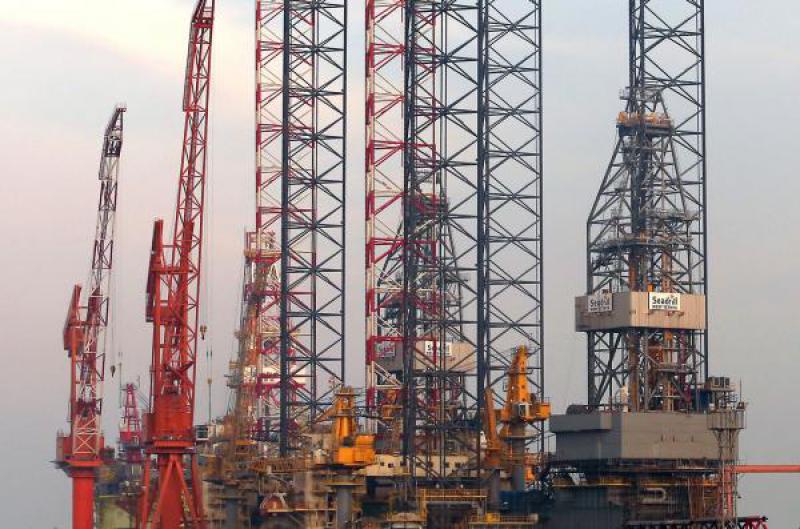 鑒于油價(jià)波動，西班牙能源公司雷普索爾采取保守的態(tài)度