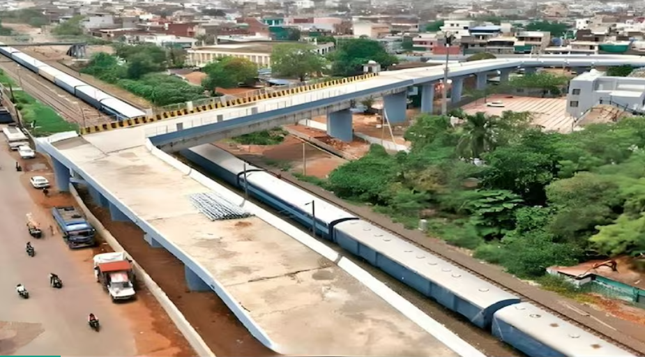 近乎90度轉(zhuǎn)彎設計引擔憂,印度中央邦對“直角立交橋”設計方案被采用啟動調(diào)查