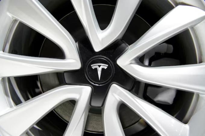 特斯拉在中國部署首批V4超級充電樁 覆蓋上海重慶等地區