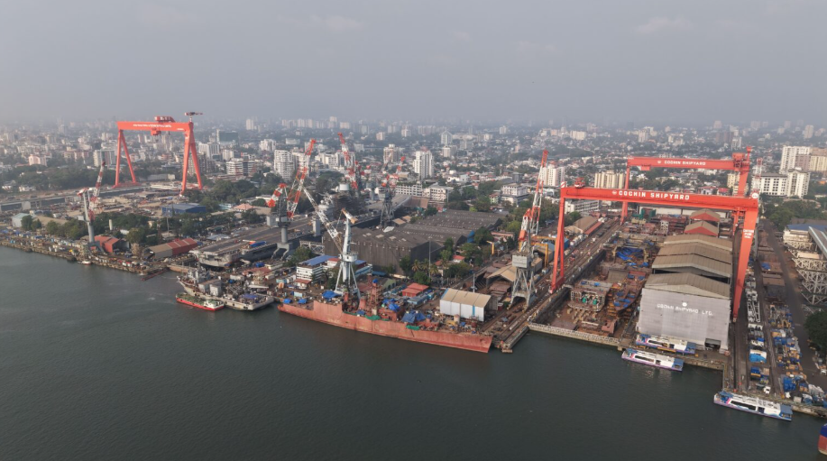 達(dá)飛海運(yùn)與科欽造船簽署六艘LNG動(dòng)力集裝箱船建造意向書(shū)