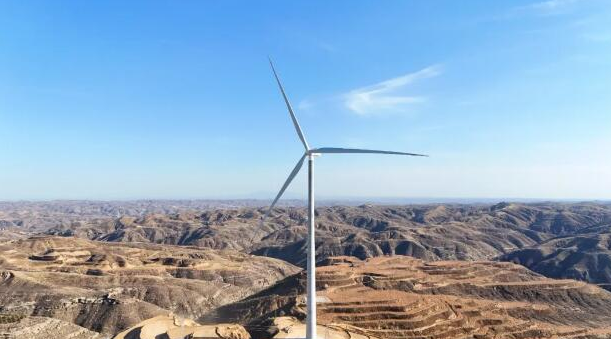 國能陜西新能源公司陜西佳縣5萬千瓦風電項目首臺風機并網發電